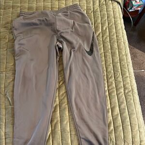 Nike Therma fit.